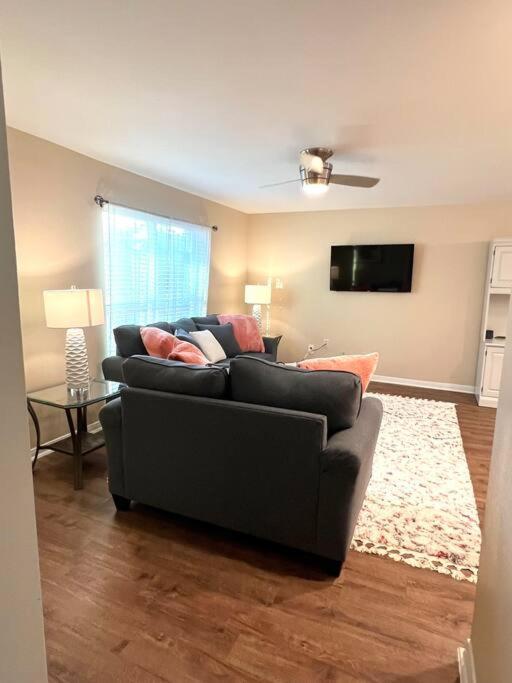 Lovely 2 Bedroom/2 Bath Houston, Heights/Galleria ภายนอก รูปภาพ