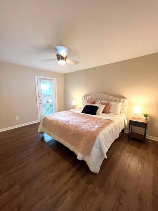 Lovely 2 Bedroom/2 Bath Houston, Heights/Galleria ภายนอก รูปภาพ