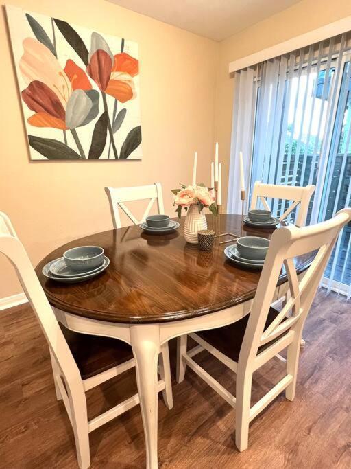 Lovely 2 Bedroom/2 Bath Houston, Heights/Galleria ภายนอก รูปภาพ